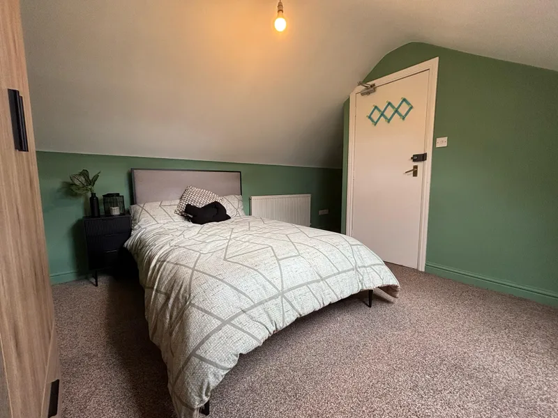 4 Bedroom | Student House | West End // Sept 2026 - Image 7